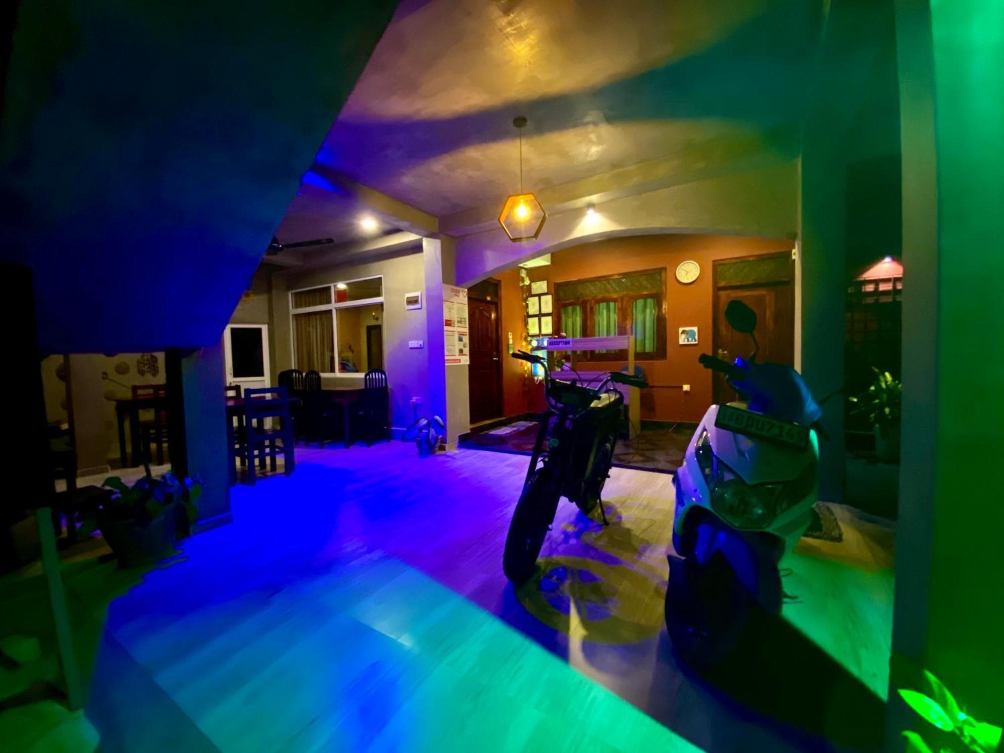 Tamara Motels Hikkaduwa Ngoại thất bức ảnh