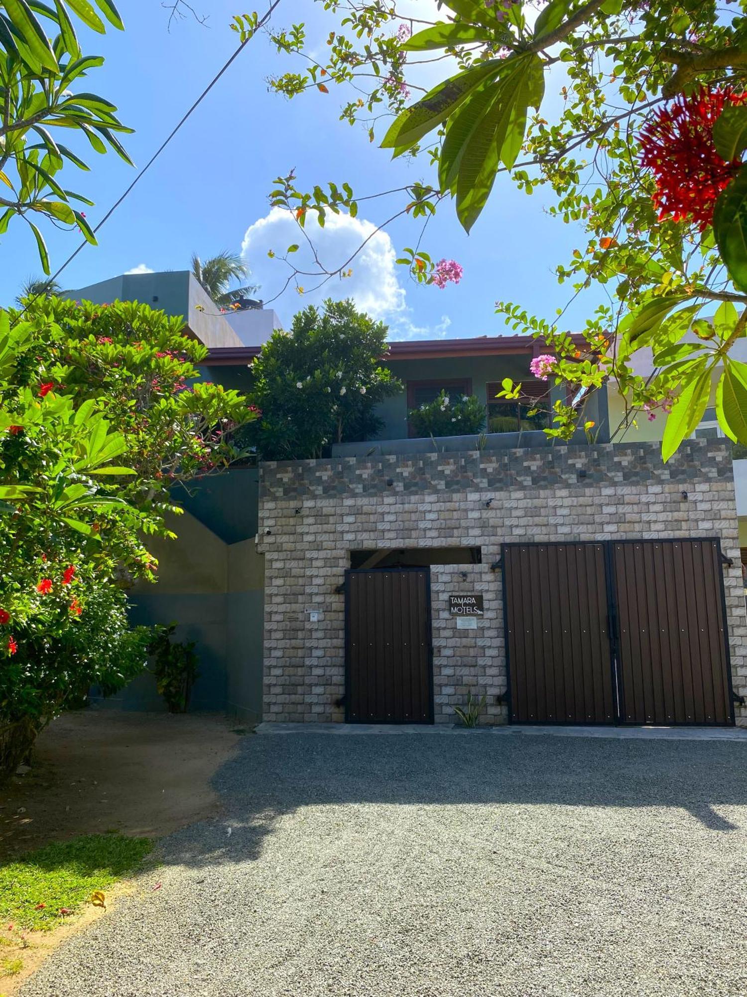 Tamara Motels Hikkaduwa Ngoại thất bức ảnh